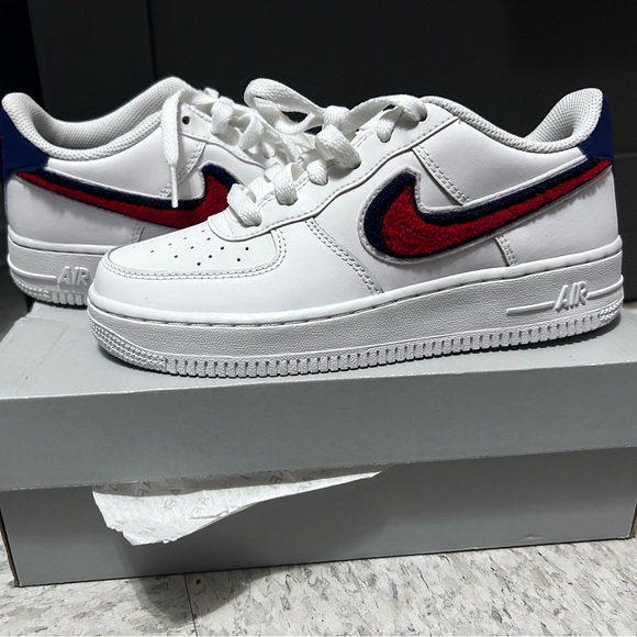 Nike AF 1 LV8 (GS) - Picture 1 of 6